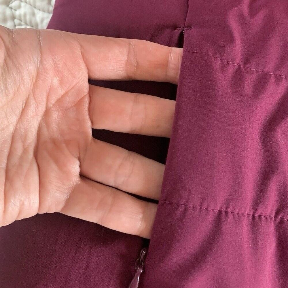 Swiss Tech Women’s Maroon Thigh Length Puffer Winter Coat Small 4-6 Zip Pockets - Picture 6 of 13